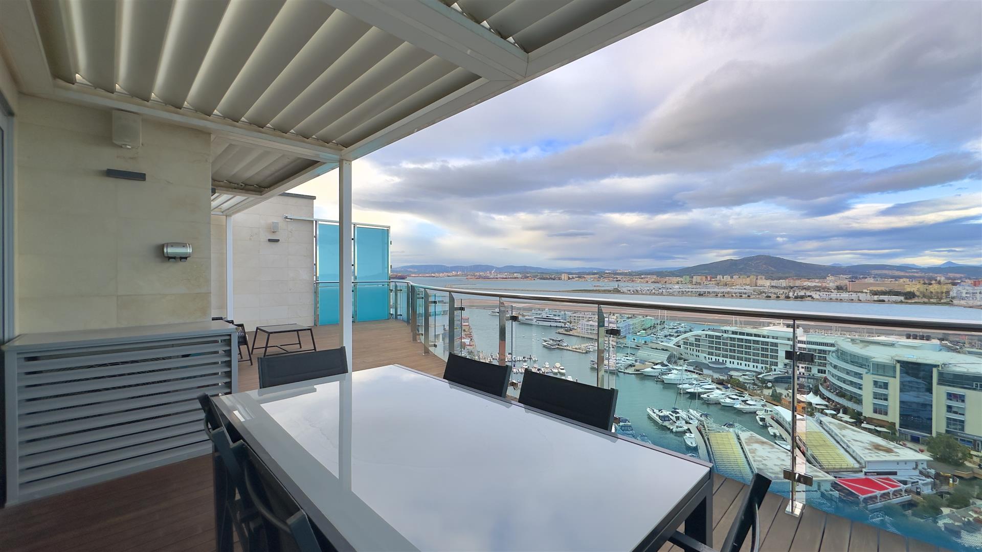 Image of Apartment - 3 Bedrooms - 4 Bathrooms for Rental in Imperial Ocean Plaza-Gibraltar, Image 8